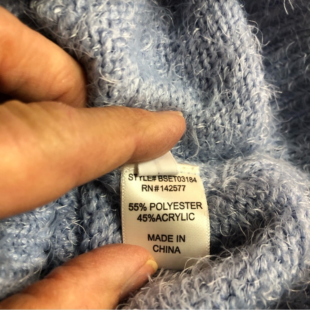 Gina Women’s Sweater Cropped Baby Doll Fuzzy Soft Baby Blue Ribbed Trim Soft - Picture 7 of 9